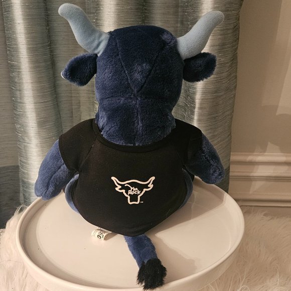 The Rock Brahma Bull Plush 2002 WWF Wrestling - Picture 3 of 7